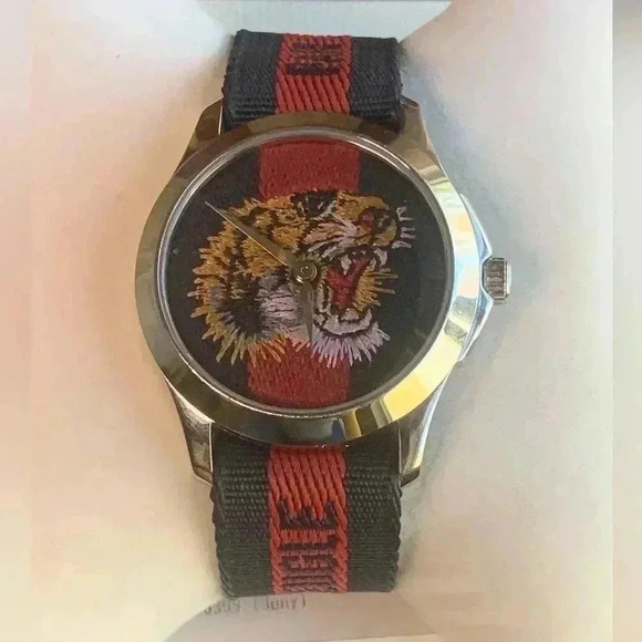 Gucci Silver and Navy LAveugle Par Amour Tiger Watch - Picture 1 of 8